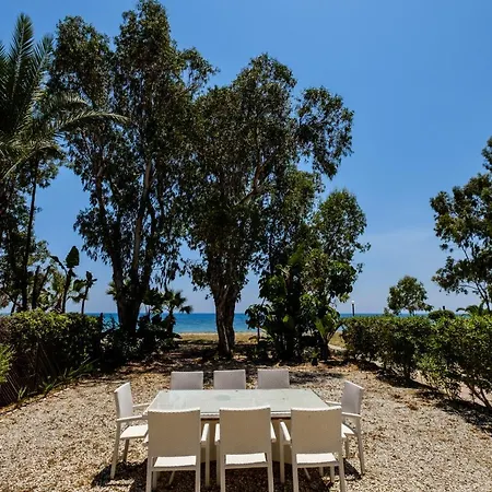 Christina's Sea Front Mansion